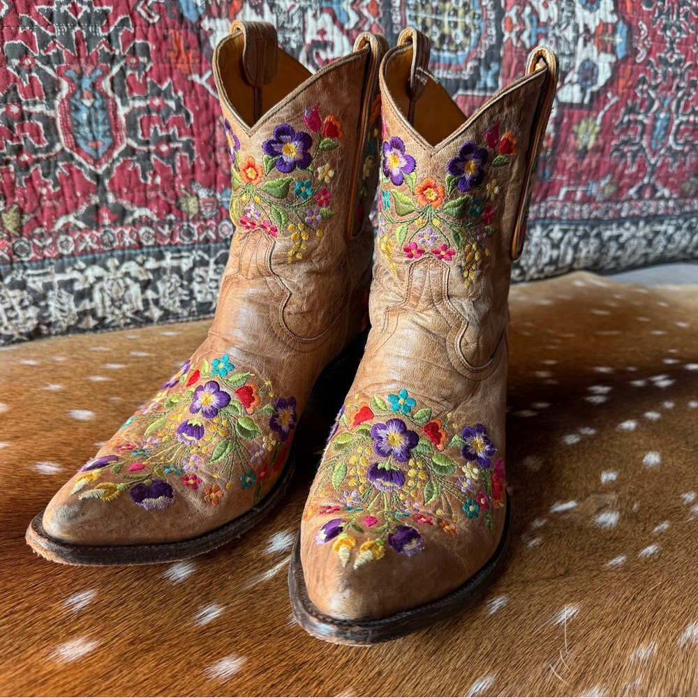 Old Gringo Sora Floral Embroidered Leather Boots